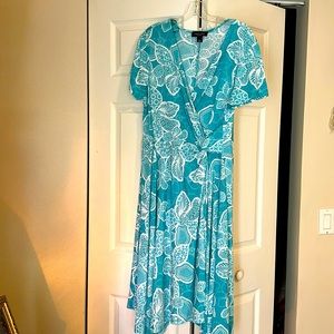 Excellent used condition gorgeous dress!